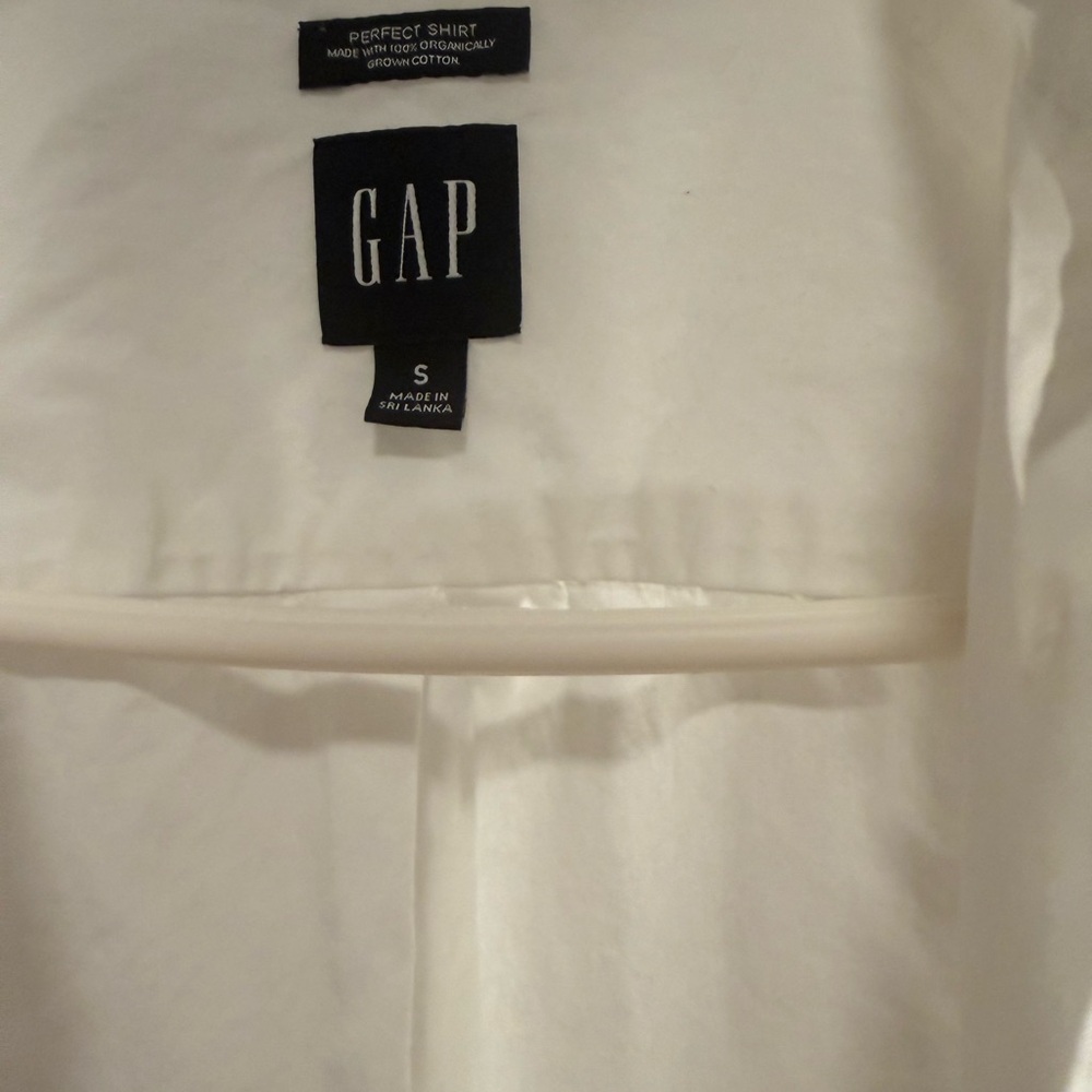 GAP Crisp White Cotton Shirt